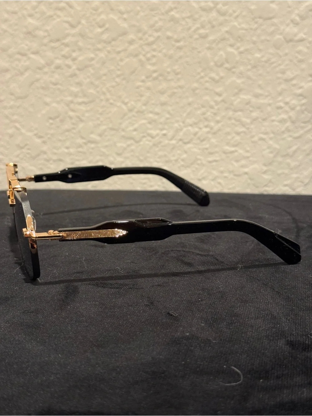 Silverton Sunglasses Style Black / Gold